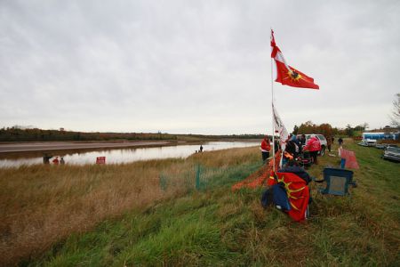 First Nations and non-aboriginal folks of all ages rally in 2014 to protect the River. [photo: Tori Ball]