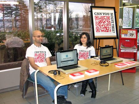 Campaign coordinator Emad Talisman and volunteer Pegah Atbin man the Can You Solve This? station at Mount Saint Vincent University (Natascia Lypny photo).