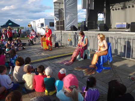 Rebecca Marriott (Mermaid Mimi) and Stephanie Brown (Rain Mermaid) are two of the Halifax Mermaids. They use their mermaid personas to spread awareness about ocean pollution and other issues. [Photo: S. Norman]