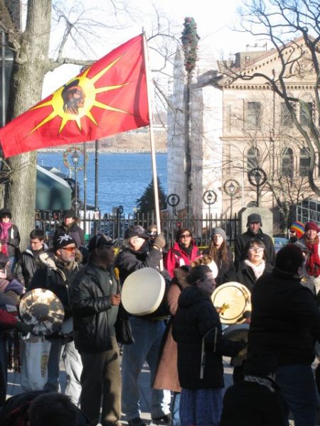 The Idle No More movement could bring this country "to its knees if [the government] doesn't smarten up," says Mi'kmaq elder Billy Lewis.